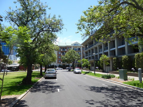 ADELAIDE CENTRAL APARTMENT - 3BR, 2BATH & CARPARK - Holiday Find 33
