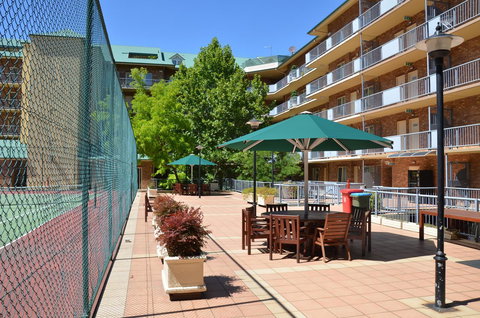 ADELAIDE CENTRAL APARTMENT - 3BR, 2BATH & CARPARK - Holiday Find 24