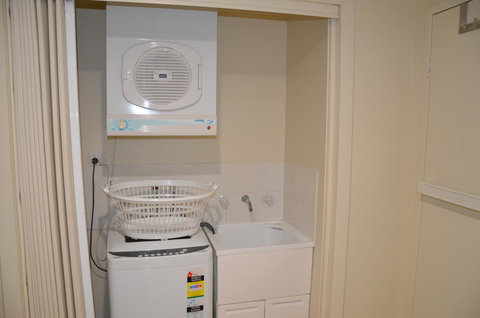 ADELAIDE CENTRAL APARTMENT - 3BR, 2BATH & CARPARK - Holiday Find 19