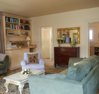 Athelney Cottage Bed and Breakfast - Holiday Find
