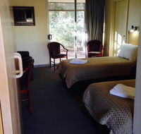 Roxby Downs Motor Inn - Holiday Find