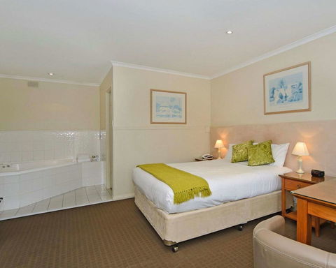 Comfort Inn Victor Harbor - Holiday Find 9