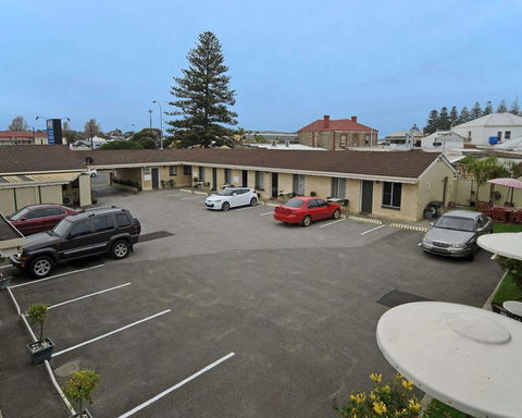 Comfort Inn Victor Harbor - Holiday Find 13