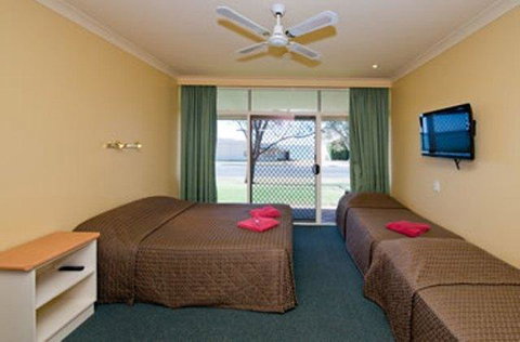 Barmera Lake Resort Motel - Holiday Find 13