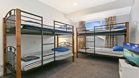 Salt Waterfront Apartment - Holiday Find 11