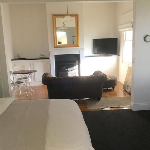 Railway Cottage In Beachport - Holiday Find 15