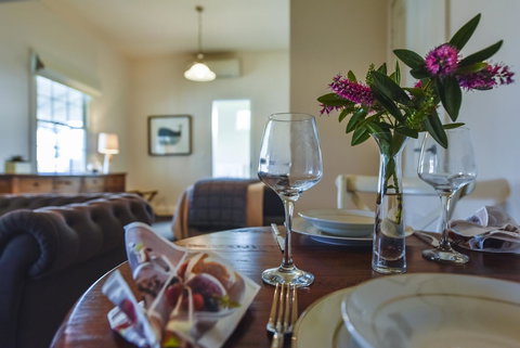 Railway Cottage In Beachport - Holiday Find 5