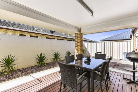 City Fringe Apartment - Holiday Find 5