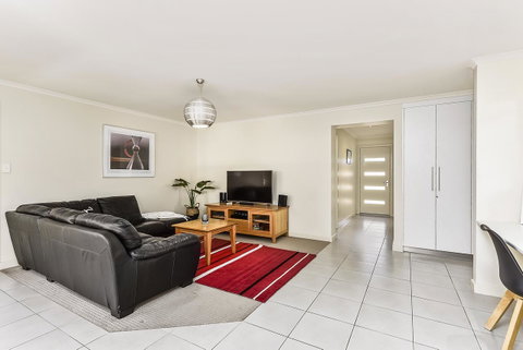 City Fringe Apartment - Holiday Find 7