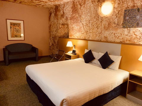 Desert Cave Hotel - Holiday Find 3