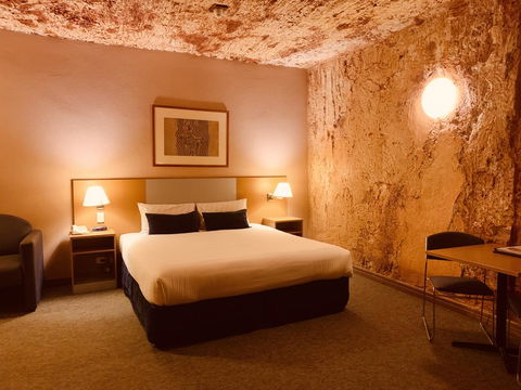 Desert Cave Hotel - Holiday Find 17