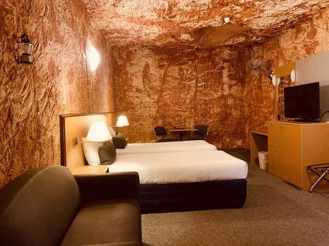 Desert Cave Hotel - Holiday Find 16