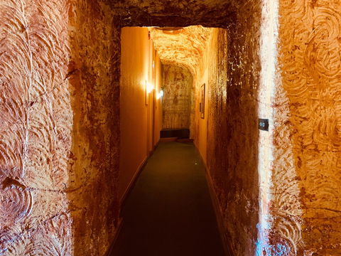 Desert Cave Hotel - Holiday Find 27