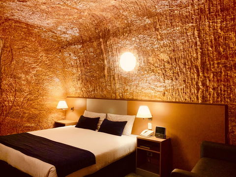 Desert Cave Hotel - Holiday Find 13