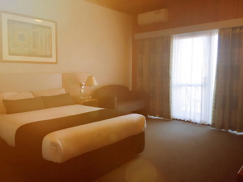 Desert Cave Hotel - Holiday Find 42