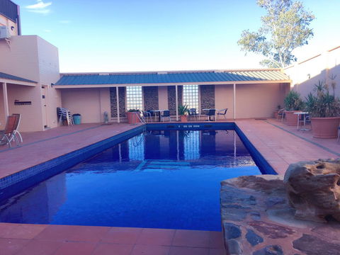 Desert Cave Hotel - Holiday Find 44