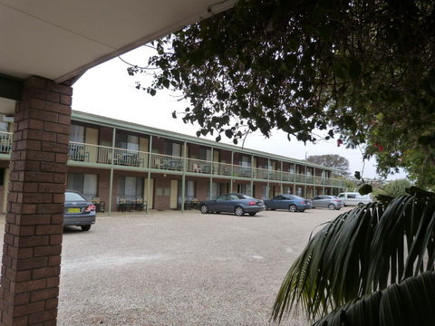 Wintersun Motel - Holiday Find 20