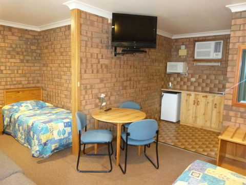 Wintersun Motel - Holiday Find 2