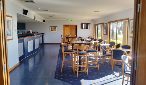 Lacepede Bay Motel - Holiday Find 10