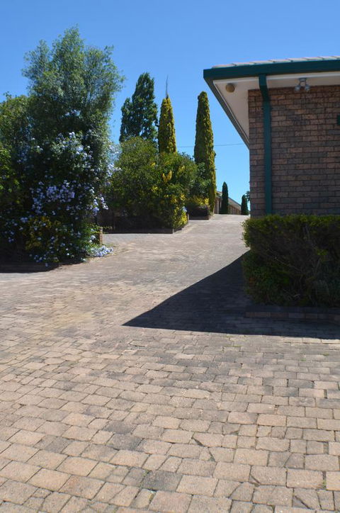 Deer Park Motor Inn Armidale - Holiday Find 33