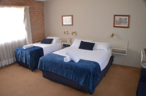 Deer Park Motor Inn Armidale - Holiday Find 2