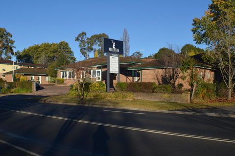 Deer Park Motor Inn Armidale - Holiday Find 0