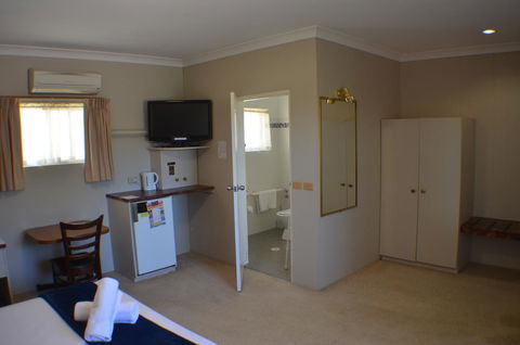 Deer Park Motor Inn Armidale - Holiday Find 34