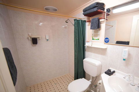 Comfort Inn Coober Pedy Experience - Holiday Find 7