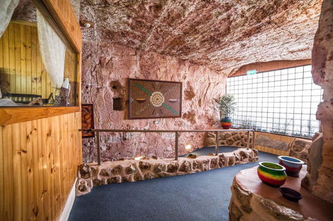 Comfort Inn Coober Pedy Experience - Holiday Find 1