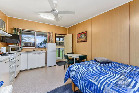 Millicent Hillview Caravan Park - Holiday Find 13