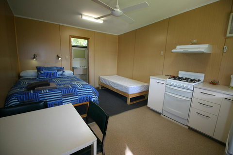 Millicent Hillview Caravan Park - Holiday Find 31