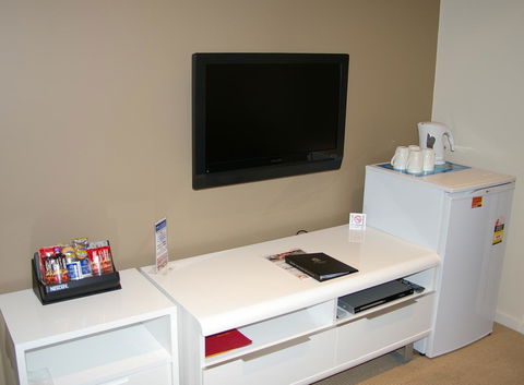 Mawson Lakes Hotel - Holiday Find 27