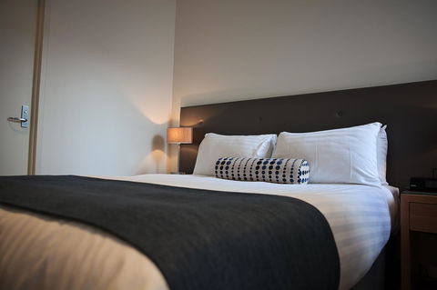 Mawson Lakes Hotel - Holiday Find 2