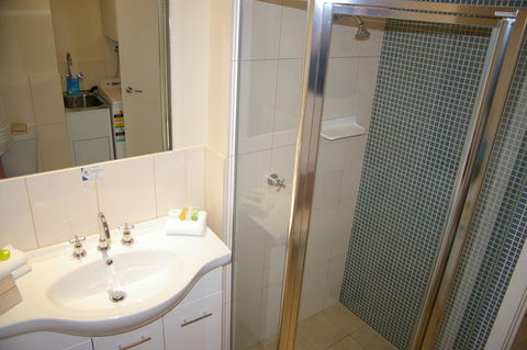 Mawson Lakes Hotel - Holiday Find 31