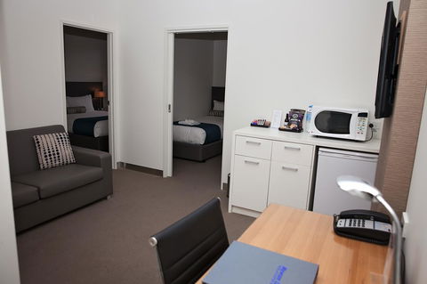 Mawson Lakes Hotel - Holiday Find 39