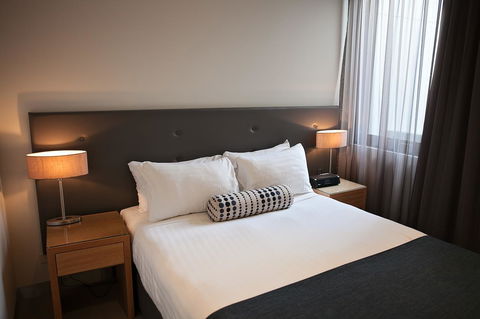 Mawson Lakes Hotel - Holiday Find 44