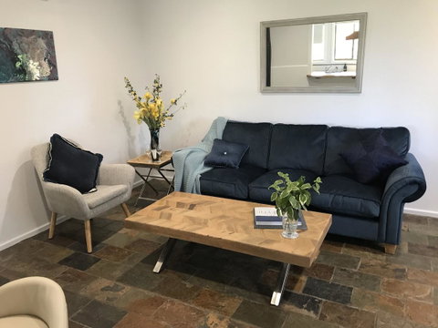 Adagio In Auburn - Holiday Find 23