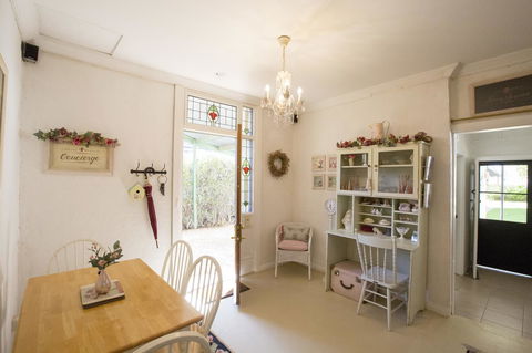 Jasmine\'s Barossa Valley Cottage - Holiday Find 3