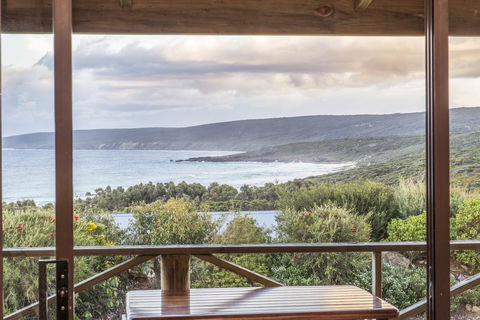 Chandlers Smiths Beach Villas - Holiday Find 0
