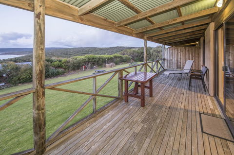 Chandlers Smiths Beach Villas - Holiday Find 9