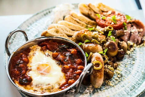 The Adnate Perth - Art Series - Holiday Find 4