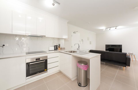 Yaran Suites - Holiday Find 27