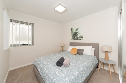 Yaran Suites - Holiday Find 26