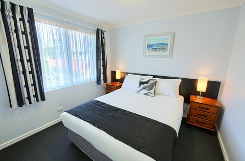 Pelicans Albany Middleton Beach - Holiday Find 14