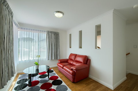 Pelicans Albany Middleton Beach - Holiday Find 23