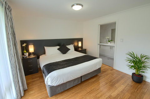 Pelicans Albany Middleton Beach - Holiday Find 25