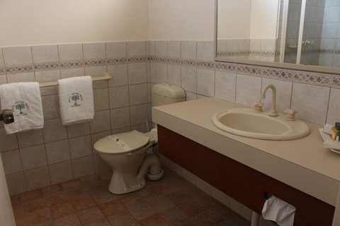 Karri Forest Motel - Holiday Find 36