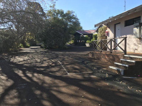 Karri Forest Motel - Holiday Find 9