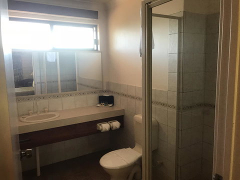 Karri Forest Motel - Holiday Find 16