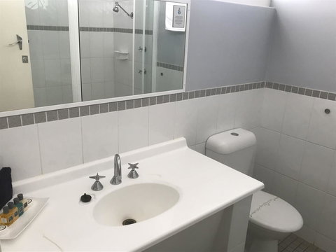 Karri Forest Motel - Holiday Find 17